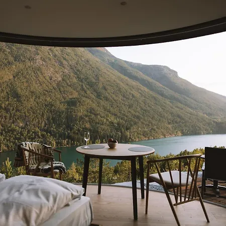 Camping Fjordpanorama- The Panorama View 2 Sogndal